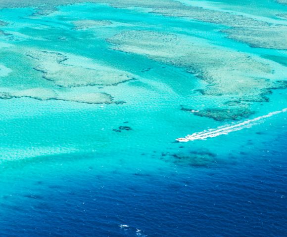 my-fiji-ariel-view-of-malolo-bariier-reef-in-mamanuca-islands