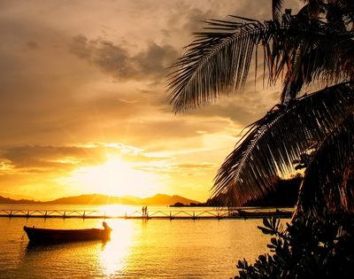 my-fiji-694756658-sunset-at-the-beach-at-nananu-i-ra-island-in-rakiraki