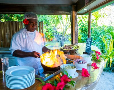 MY-HOLIDAY-Local-Cooking-at-the-Barefoot-Kuata-Island-Resort-in-fiji