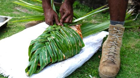 my-fiji-lovo-traditional-fijian-food-being-made