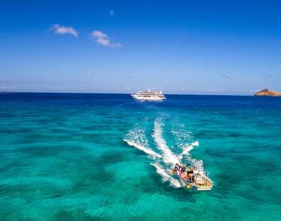 my-fiji-blue-lagoon-cruises-transferring-to-island-for-activities