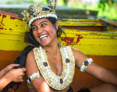 MYFIJI-Pacific-islander-and-dancer-in-traditional-outfit