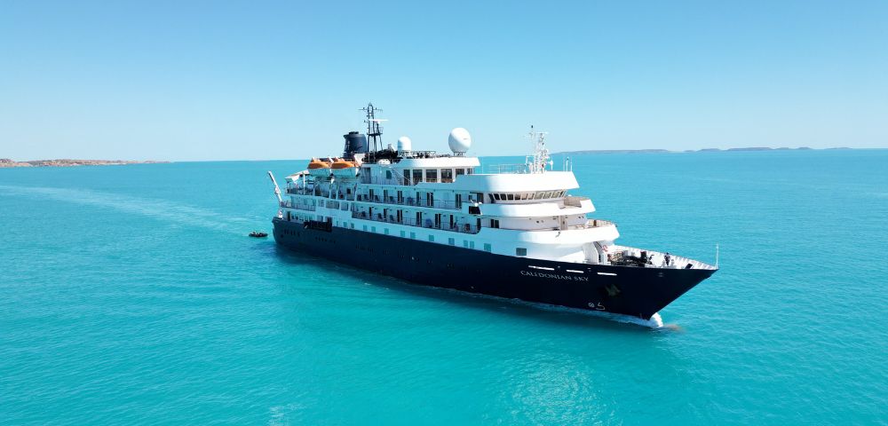 MYFIJI-Aerial-view-of-Captain-Cook-Cruise-MS-Caledonia-Sky-Ship