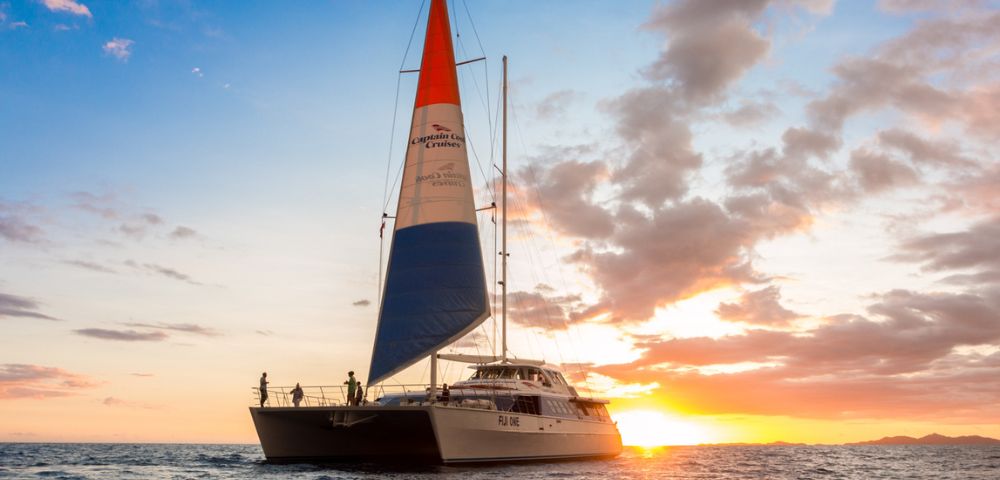 my-fiji-captain-cook-cruise-boat-on-sunset-horizon