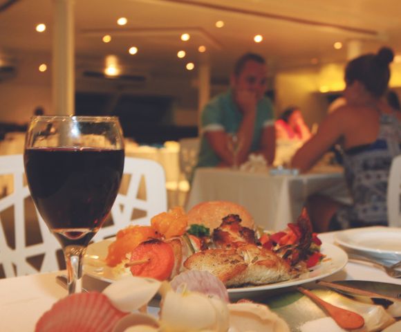 my-fiji-dinner-food-captain-cook-sunset-cruise