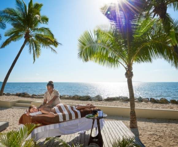 my-fiji-spa-treatment-on-the-beach-at-doubletree-resort-by-hilton-hotel-fiji-sonaisali-island