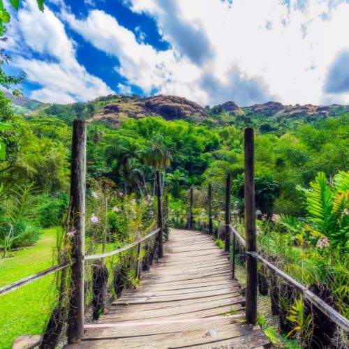 my-fiji-lautoka-green-lush-mountains-in-fiji