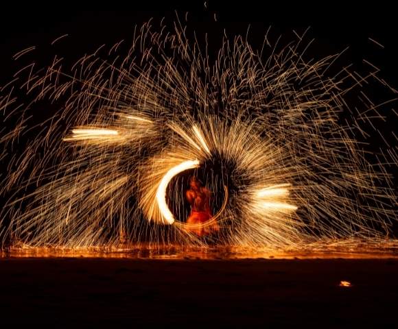 my-fiji-traditional-fire-show-at-likuri-island-resort-fiji