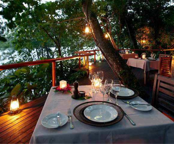 my-fiji-namale-resort-spa-dining-at-restaurant