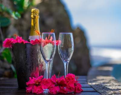 my-fiji-namale-resort-spa-wine-for-two-at-the-beach