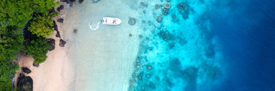 my-fiji-ariel-view-of-a-boat-at-Raiwasa-Private-Resort-Taveuni