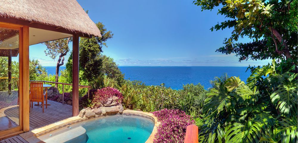 Island Plunge Pool Bungalow Image