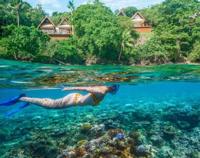 my-fiji-woman-snorkelling-at-royal-davui-island-resort-in-beqa-lagoon