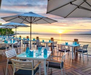 MY-FIJI-THE-WET-EDGE-RESTaurant-at-sheraton-denarau-villas