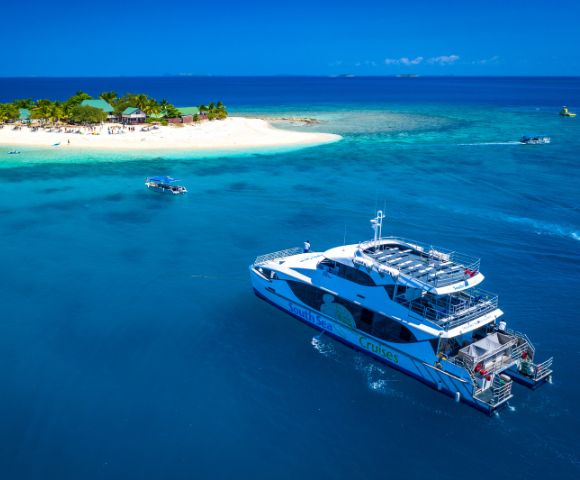 my-fiji-aerial-view-of-south-sea-cruises-boat