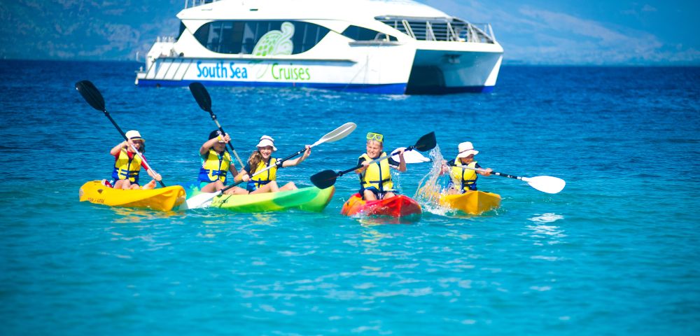 my-fiji-south-sea-island-cruise-kids-kayaking-in-ocean