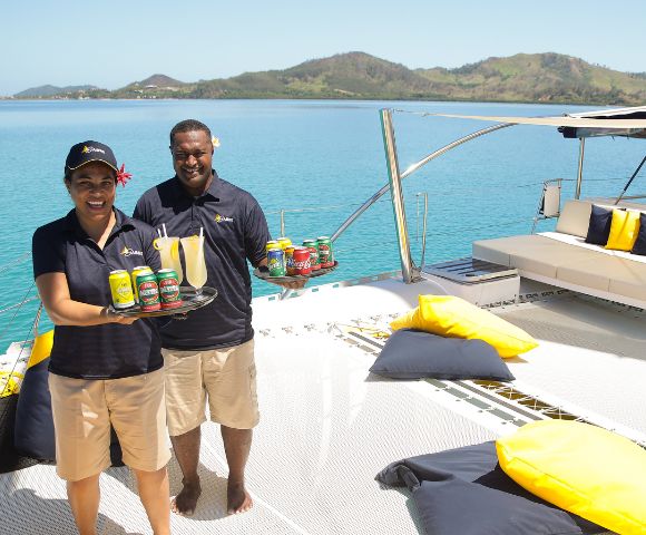 my-fiji-staff-serving-drinks-on-south-sea-sailing-boat