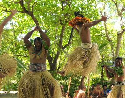 my-fiji-cultural-performance-at-treasure-island-resort