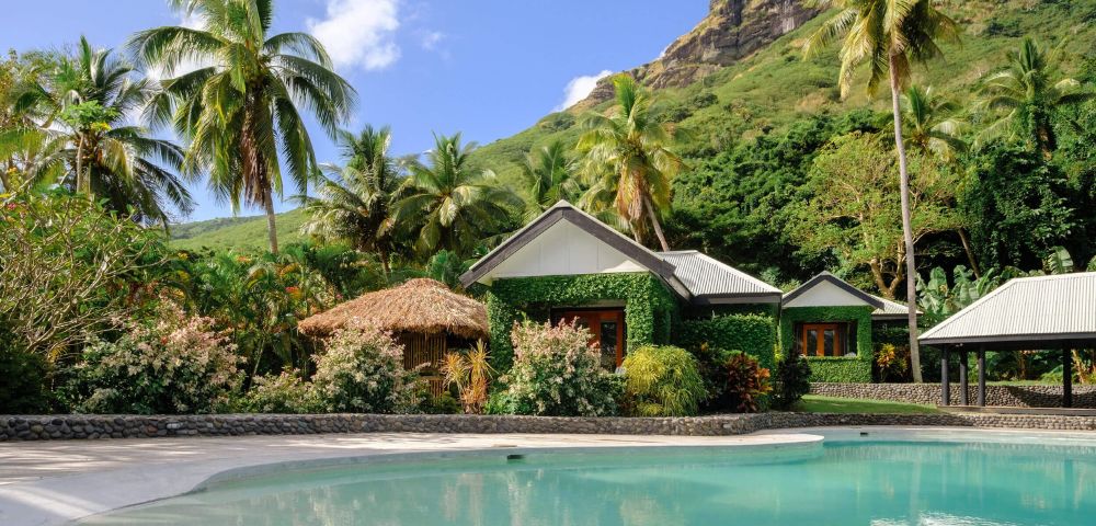 my-fiji-pool-with-mountain-in-background-at-waya-island-resort