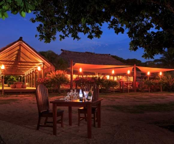 my-fiji-beach-dining-at-yatule-resort-spa