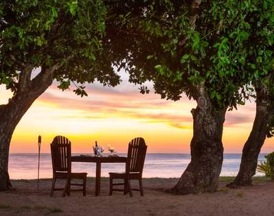 my-fiji-sunset-drinks-by-the-beach-at-yatule-resort-spa