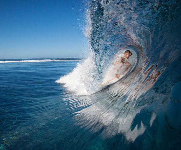 Surfing in Fiji - Gallery Image