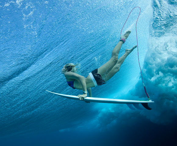 Surfing in Fiji - Hero Image