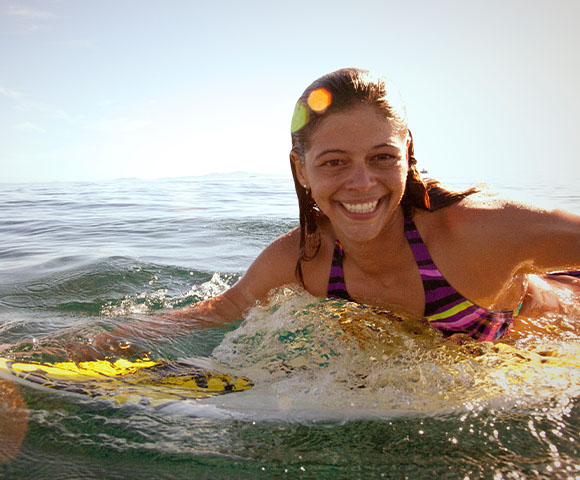 Surfing in Fiji - Gallery Image