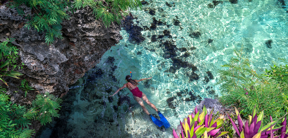 my-fiji-woman-snorkelling-in-the-reef-at-shangri-la-yanuca-island-fiji