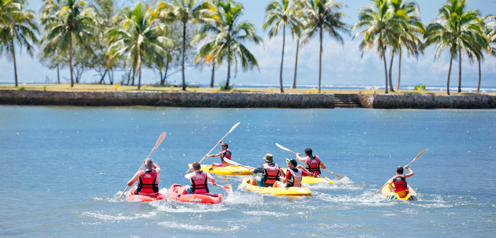 my-fiji-group-kayaking-at-the-naviti-resort